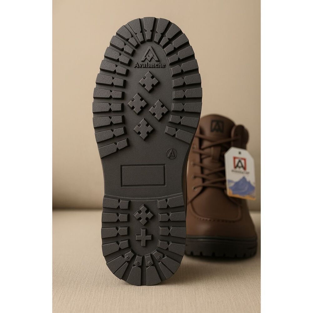 Avalanche Brown Outdoor Boots Water Resistant Youth 4 Durable Traction Hiking - Picture 2 of 8